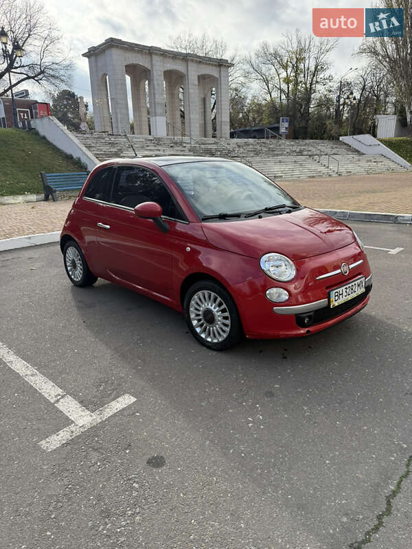 Хэтчбек Fiat 500 2012 в Одессе