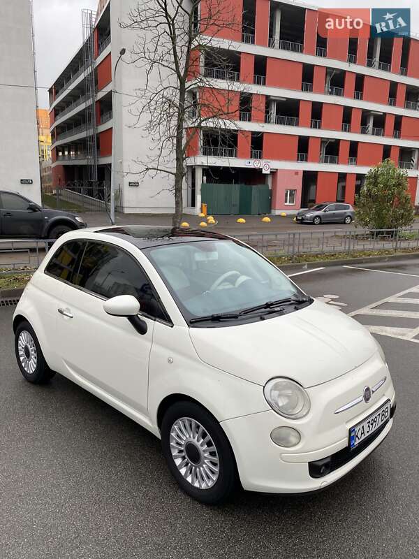 Хэтчбек Fiat 500 2011 в Киеве