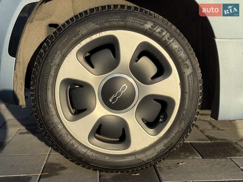 Хэтчбек Fiat 500 2015 в Киеве