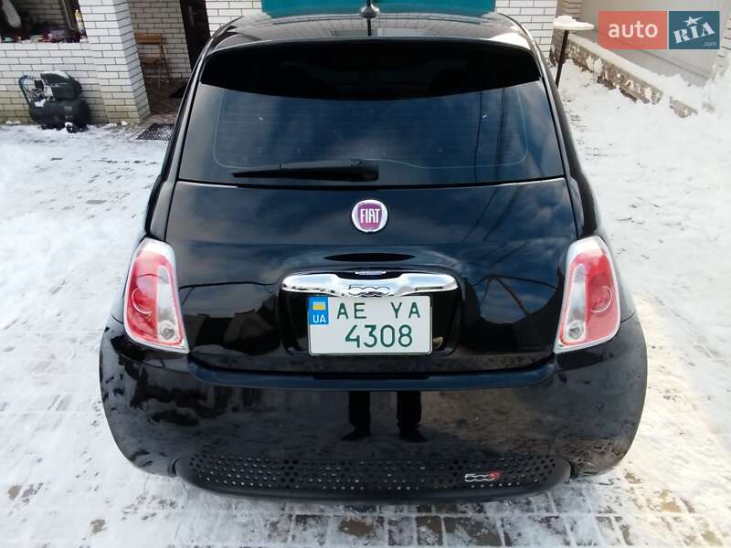 Хэтчбек Fiat 500 2014 в Запорожье