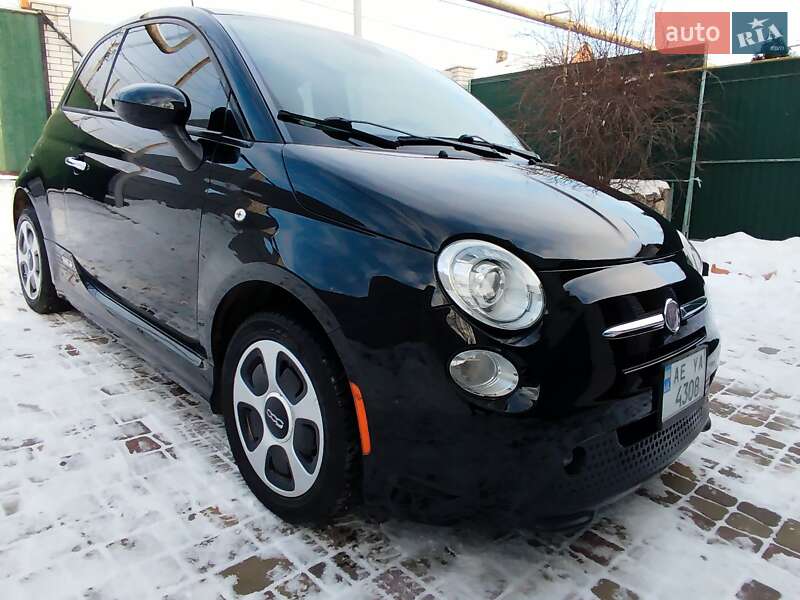 Хэтчбек Fiat 500 2014 в Запорожье