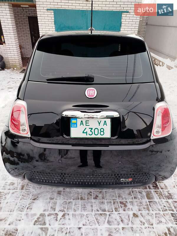 Хэтчбек Fiat 500 2014 в Запорожье
