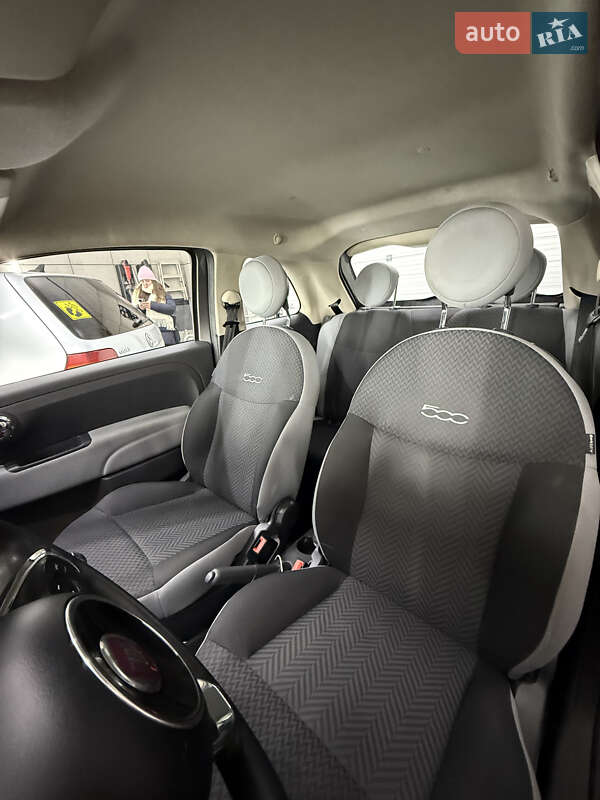 Хэтчбек Fiat 500 2017 в Киеве