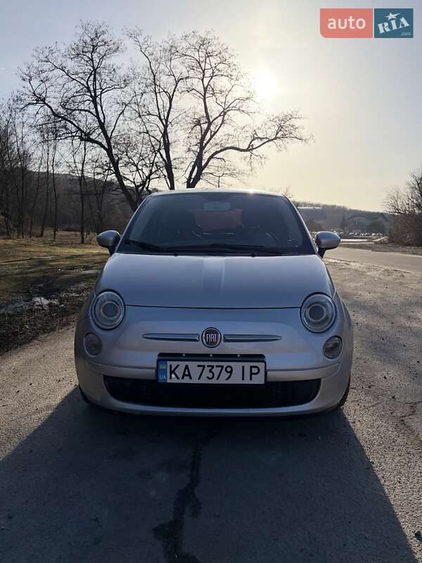 Хетчбек Fiat 500 2012 в Дніпрі фото Хетчбек Fiat 500 2012 в Дніпрі