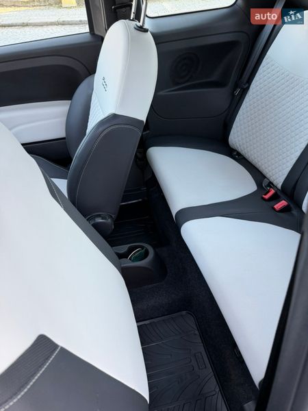 Хэтчбек Fiat 500 2022 в Ужгороде