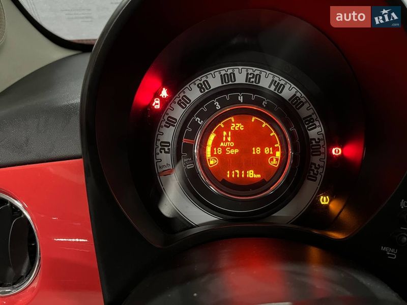 Хэтчбек Fiat 500 2017 в Киеве