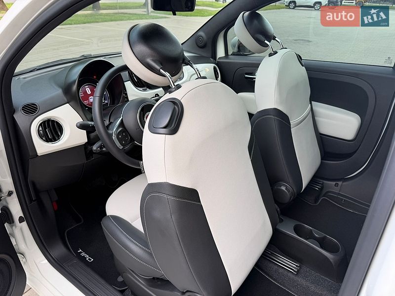 Хэтчбек Fiat 500 2022 в Ужгороде