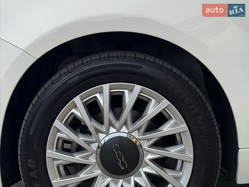 Хэтчбек Fiat 500 2022 в Ужгороде