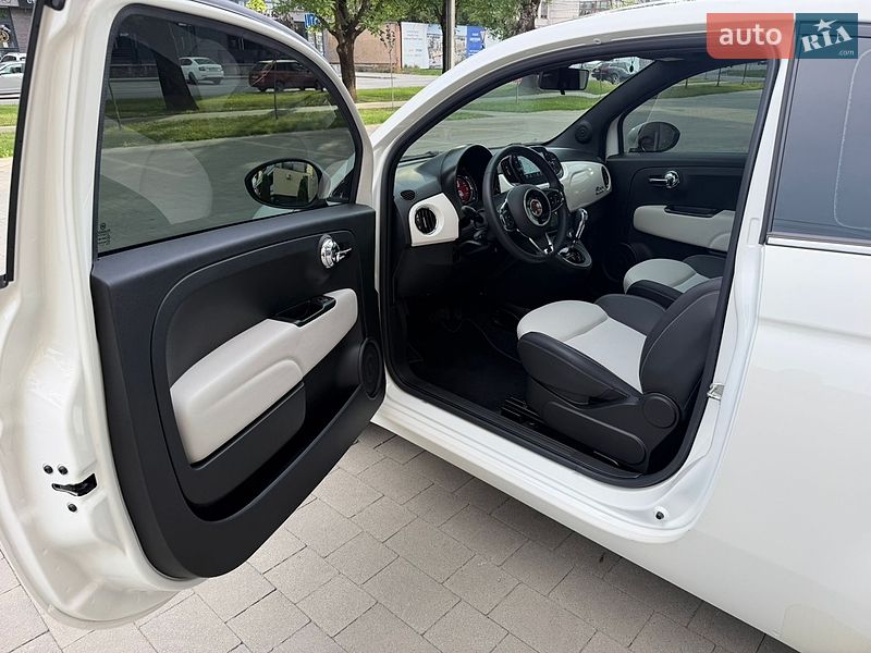Хэтчбек Fiat 500 2022 в Ужгороде