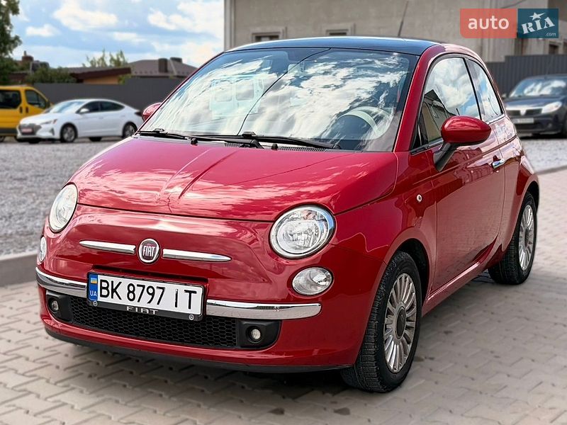 Хэтчбек Fiat 500 2011 в Ровно фото Хэтчбек Fiat 500 2011 в Ровно