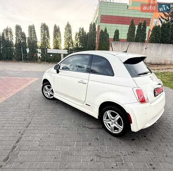 Хэтчбек Fiat 500 2015 в Луцке
