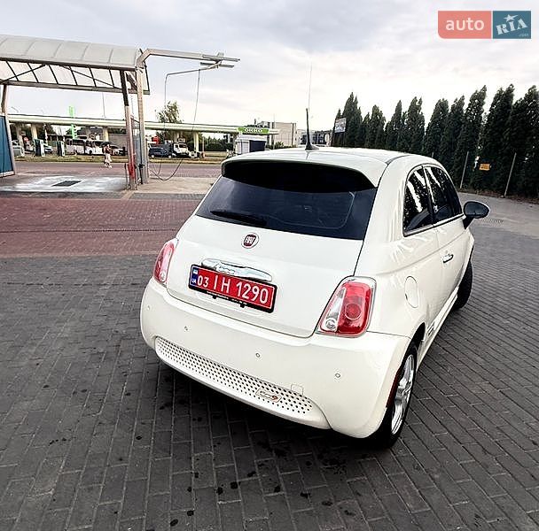 Хэтчбек Fiat 500 2015 в Луцке