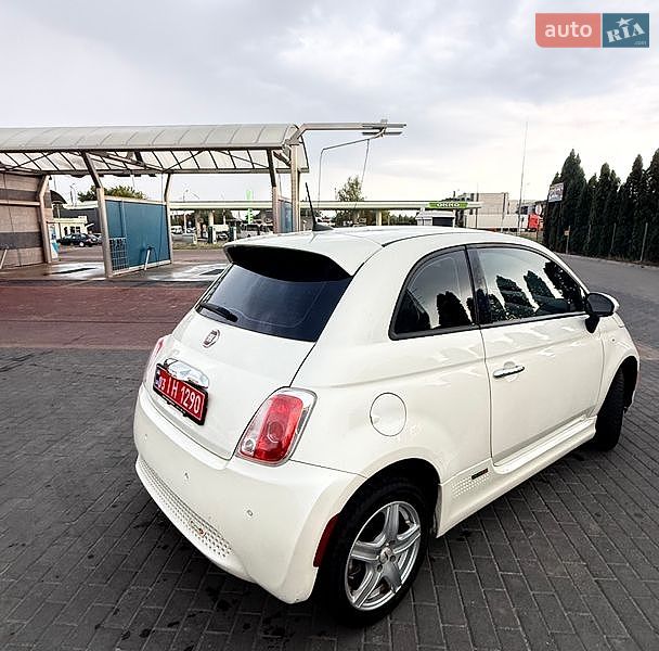 Хэтчбек Fiat 500 2015 в Луцке
