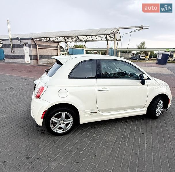 Хэтчбек Fiat 500 2015 в Луцке