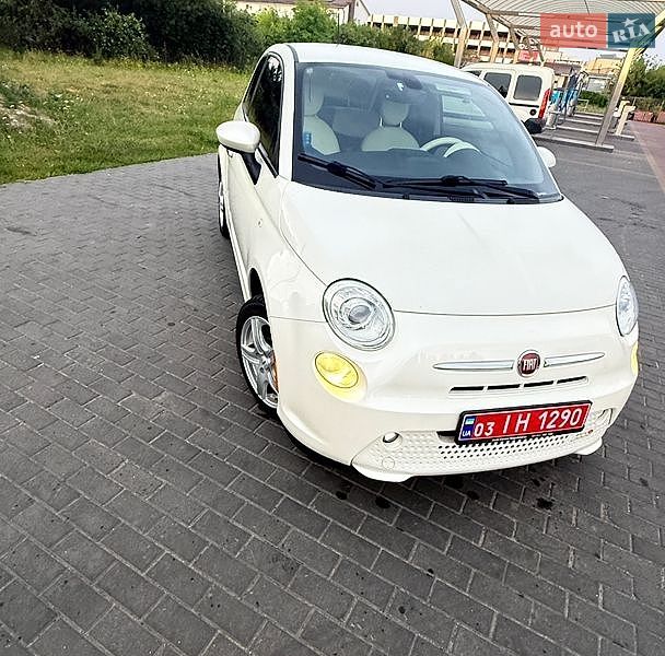 Хэтчбек Fiat 500 2015 в Луцке