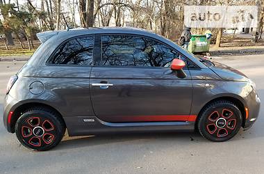 Купе Fiat 500e 2014 в 