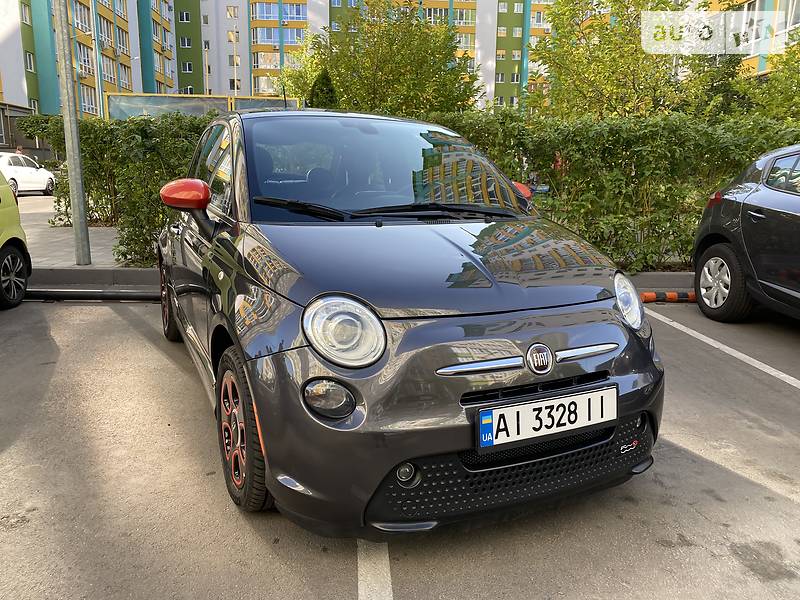Купе Fiat 500e 2016 в Киеве