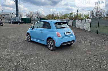 Купе Fiat 500e 2016 в Киеве