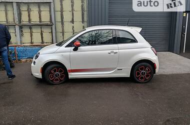 Хэтчбек Fiat 500e 2015 в Киеве