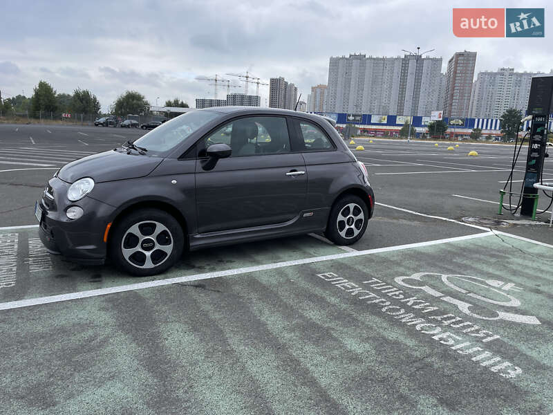 Хэтчбек Fiat 500e 2017 в Киеве