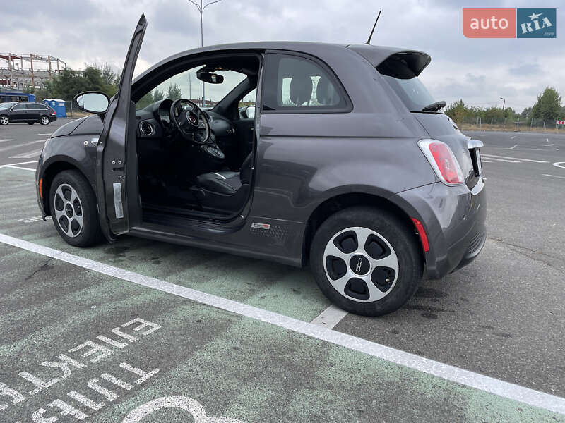 Хэтчбек Fiat 500e 2017 в Киеве