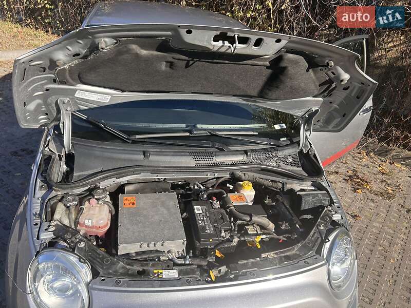 Хэтчбек Fiat 500e 2016 в Киеве фото 4 Хэтчбек Fiat 500e 2016 в Киеве