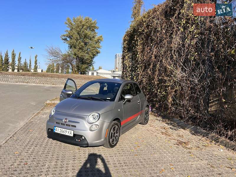 Хэтчбек Fiat 500e 2016 в Киеве