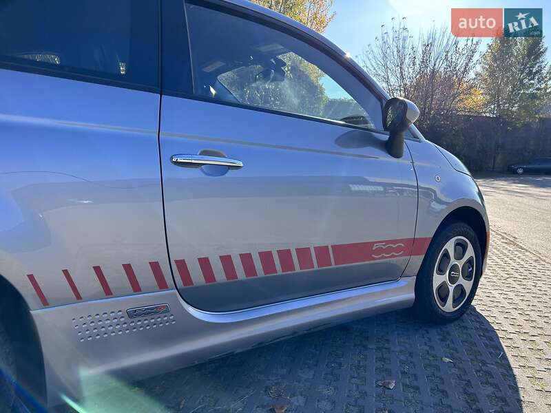 Хэтчбек Fiat 500e 2016 в Киеве фото 12 Хэтчбек Fiat 500e 2016 в Киеве