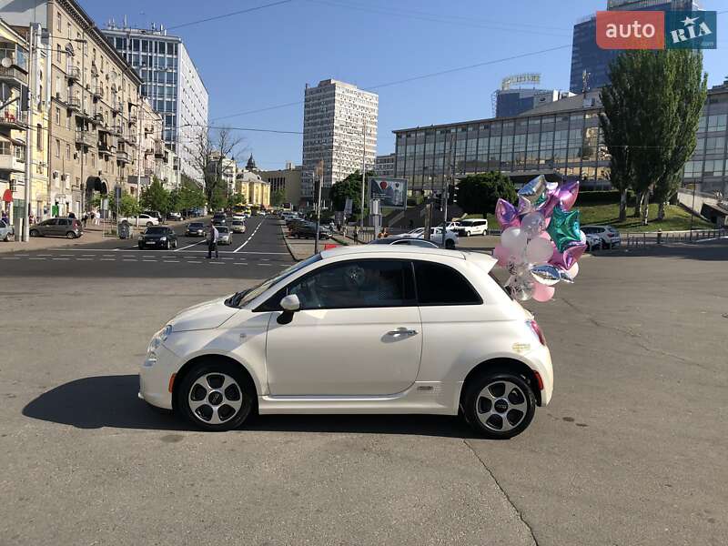Хэтчбек Fiat 500e 2013 в Киеве