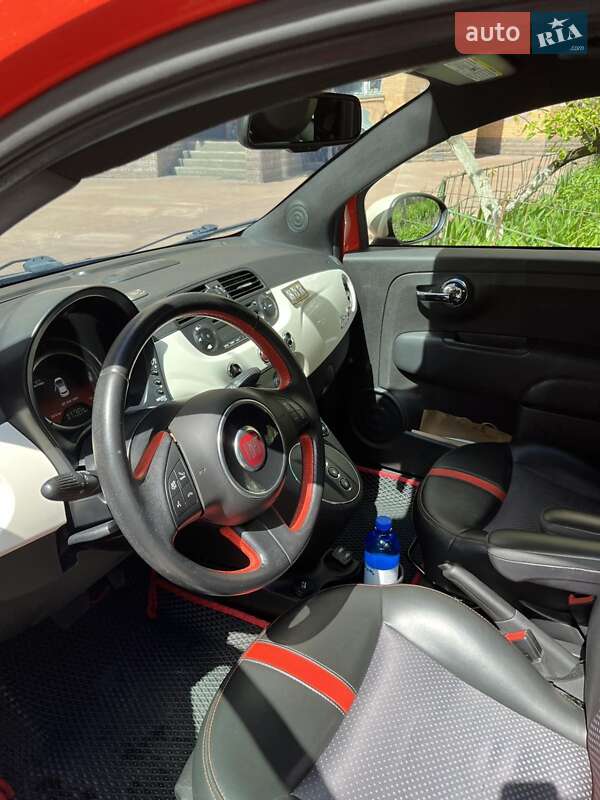 Хэтчбек Fiat 500e 2015 в Киеве