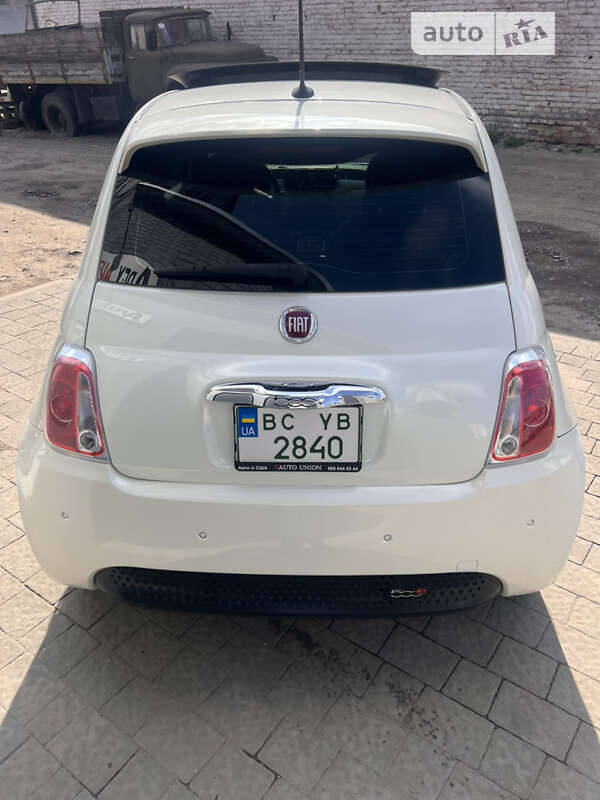 Хетчбек Fiat 500e 2014 в Львові