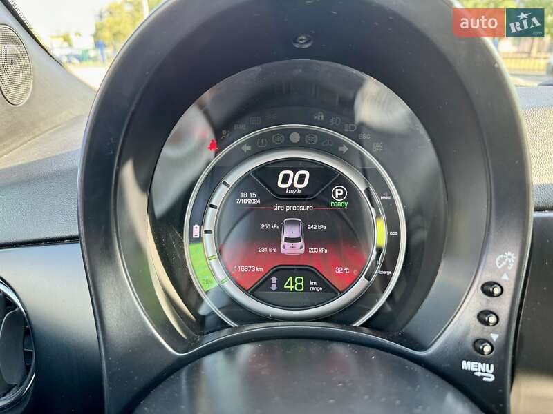 Хэтчбек Fiat 500e 2016 в Шептицькому