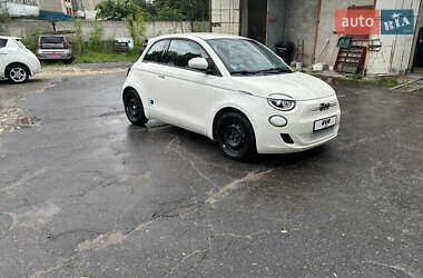 Хэтчбек Fiat 500e 2021 в 