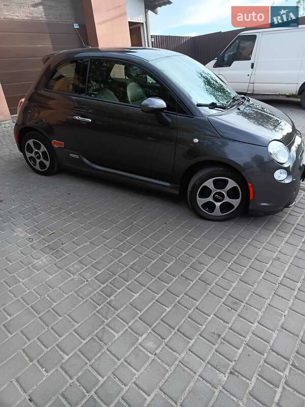 Хэтчбек Fiat 500e 2016 в Запорожье