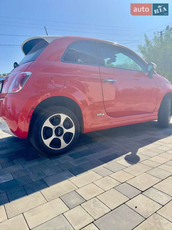 Хэтчбек Fiat 500e 2017 в Луцке