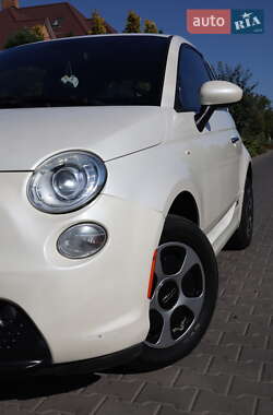Хэтчбек Fiat 500e 2013 в 