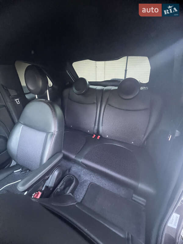 Хэтчбек Fiat 500e 2015 в Косове