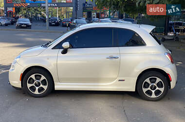 Хэтчбек Fiat 500e 2016 в 