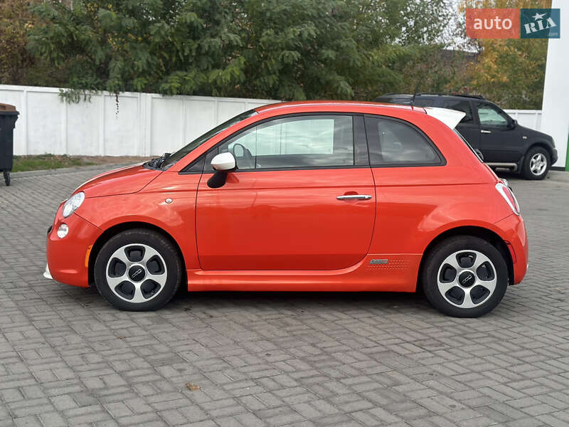 Хэтчбек Fiat 500e 2015 в Житомире