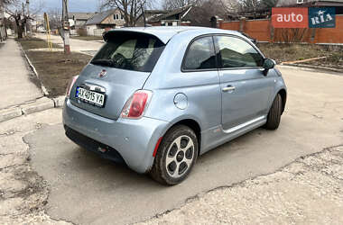 Хэтчбек Fiat 500e 2014 в 