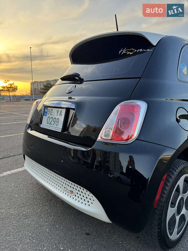 Хетчбек Fiat 500e 2013 в Миколаєві