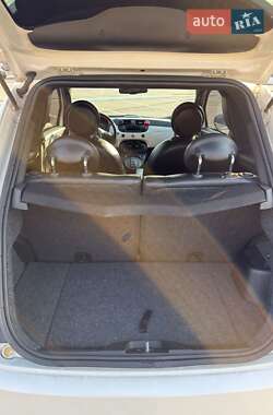 Хэтчбек Fiat 500e 2014 в 