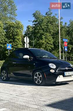 Хэтчбек Fiat 500e 2017 в 