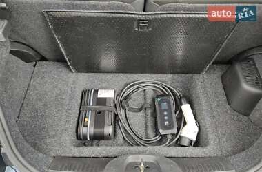 Хэтчбек Fiat 500e 2015 в 