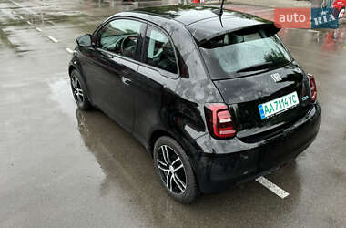 Хэтчбек Fiat 500e 2021 в 
