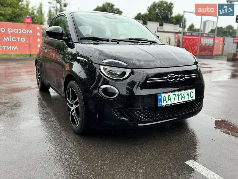 Хэтчбек Fiat 500e 2021 в Киеве