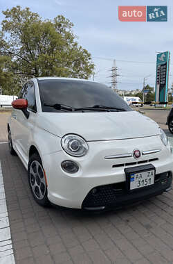 Хэтчбек Fiat 500e 2015 в Киеве