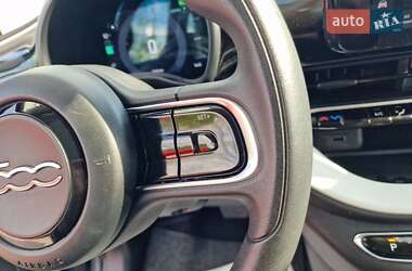 Хэтчбек Fiat 500e 2022 в 