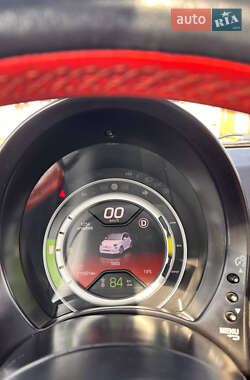 Хэтчбек Fiat 500e 2014 в 