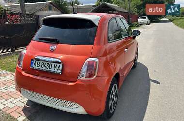 Хэтчбек Fiat 500e 2015 в 